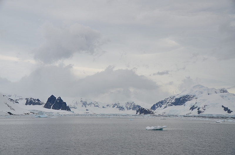 067_Antarctica_Peninsula_Gerlache_Strait.JPG