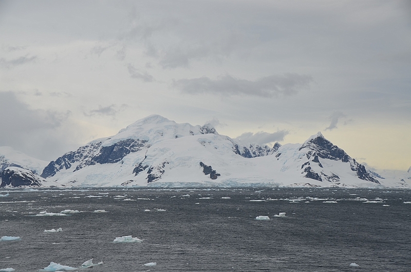 075_Antarctica_Peninsula_Gerlache_Strait.JPG