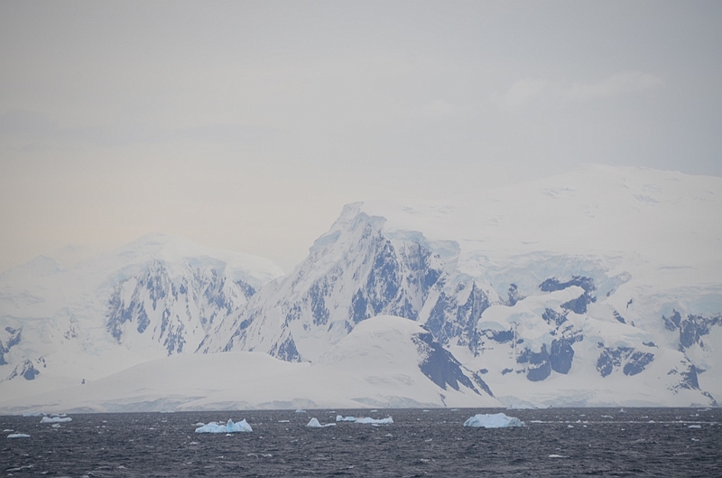 076_Antarctica_Peninsula_Gerlache_Strait.JPG