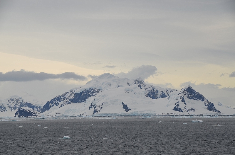 088_Antarctica_Peninsula_Gerlache_Strait.JPG