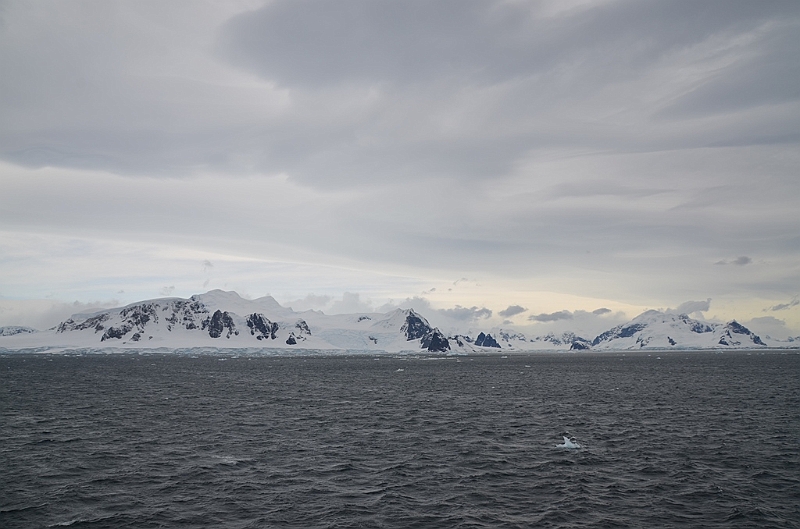 091_Antarctica_Peninsula_Gerlache_Strait.JPG