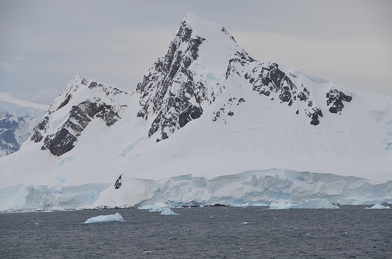 097_Antarctica_Peninsula_Gerlache_Strait.JPG
