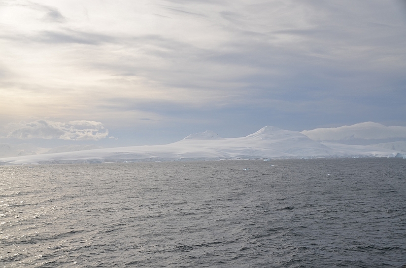 111_Antarctica_Peninsula_Gerlache_Strait.JPG