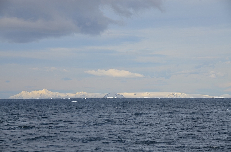 122_Antarctica_Peninsula_Gerlache_Strait.JPG