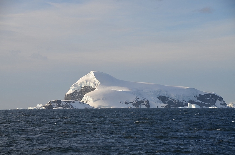 129_Antarctica_Peninsula_Gerlache_Strait.JPG