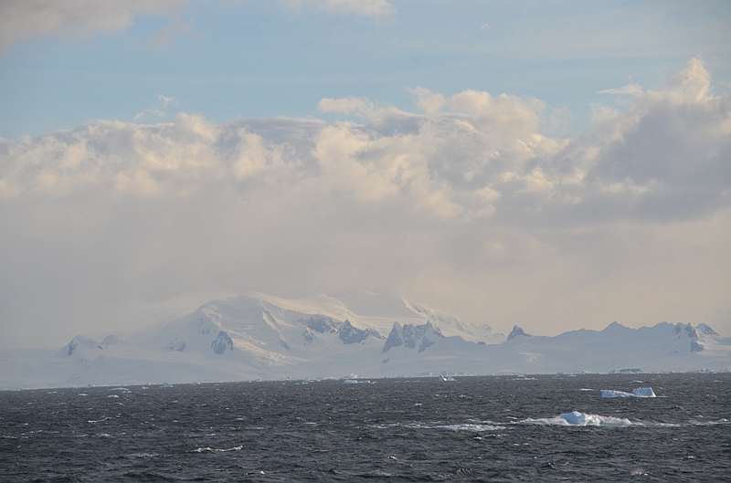 136_Antarctica_Peninsula_Gerlache_Strait.JPG