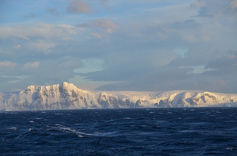 151_Antarctica_Peninsula_Gerlache_Strait.JPG