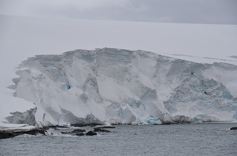199_Antarctica_Peninsula_Robert_Island.JPG