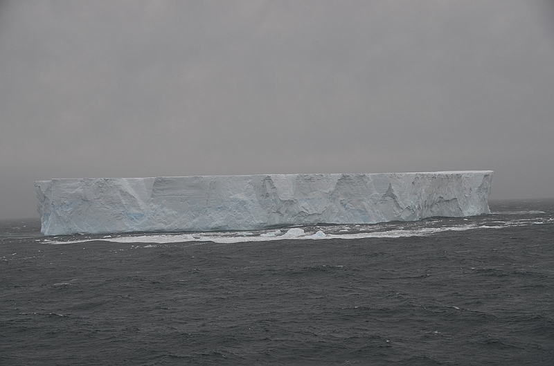 005_Antarctica_South_Georgia_Iceberg.JPG