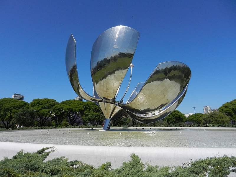 066_Argentina_Buenos_Aires_Floralis_Generica.JPG - 