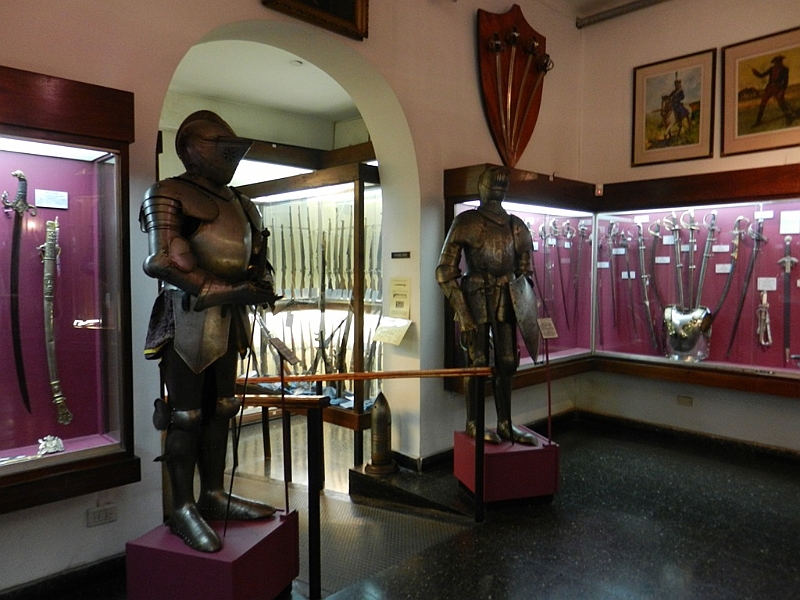 100_Argentina_Buenos_Aires_Museo_de_Armas.JPG - 