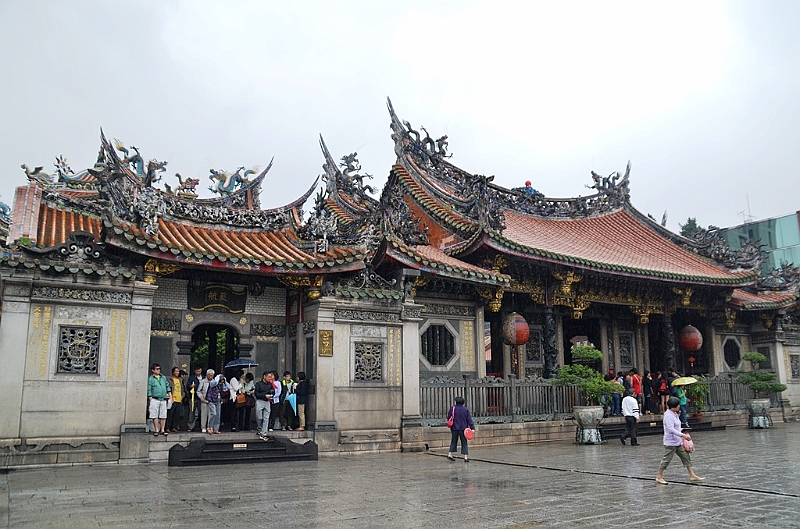 010_Taiwan_Taipei_Longshan_Temple.JPG
