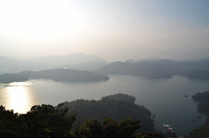 079_Taiwan_Sun_Moon_Lake.JPG