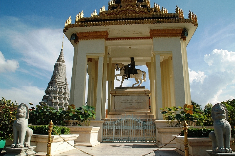 145_Cambodia_Phnom_Penh_Silver_Pagoda.JPG