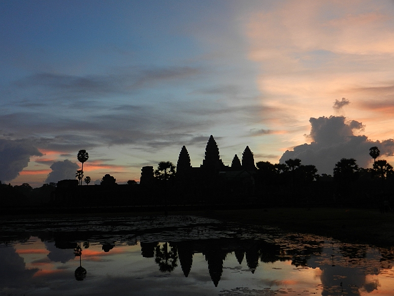172_Cambodia_Angkor_Wat_Sunrise.JPG - 