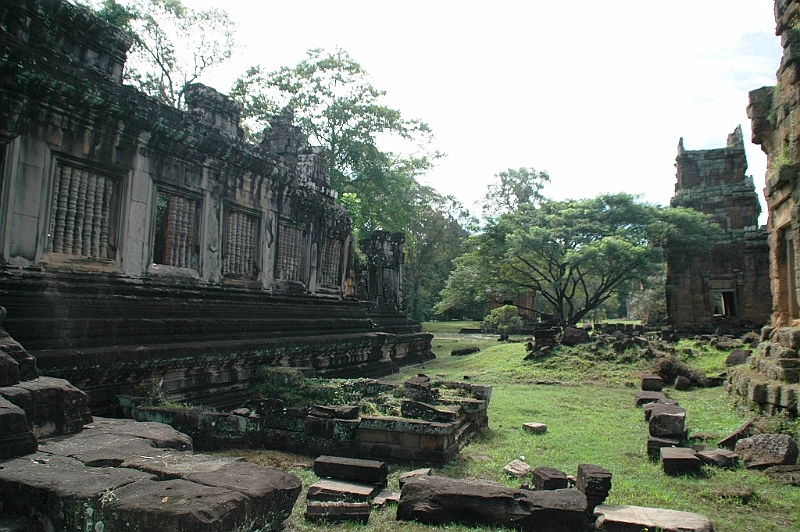 303_Cambodia_Angkor_Thom_Aera.JPG