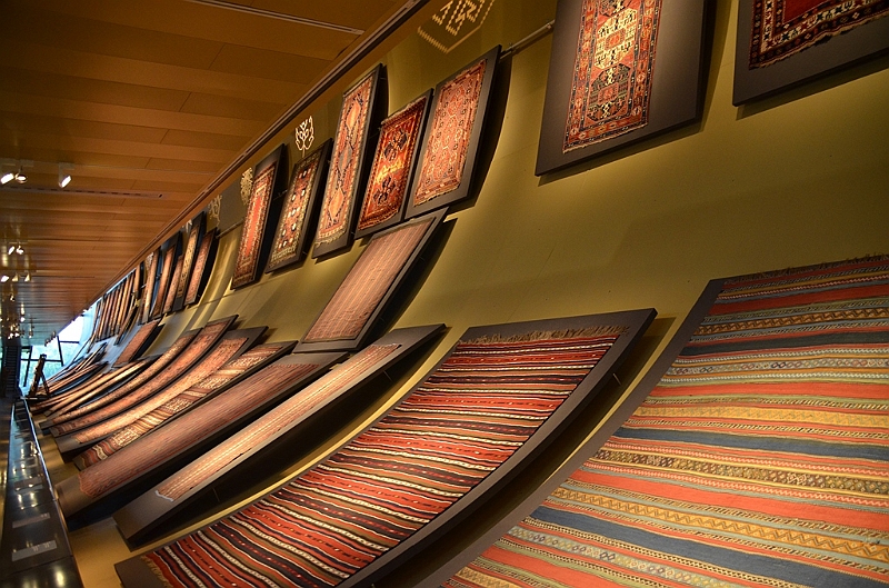 182_Azerbaijan_Baku_Carpet_Museum.JPG