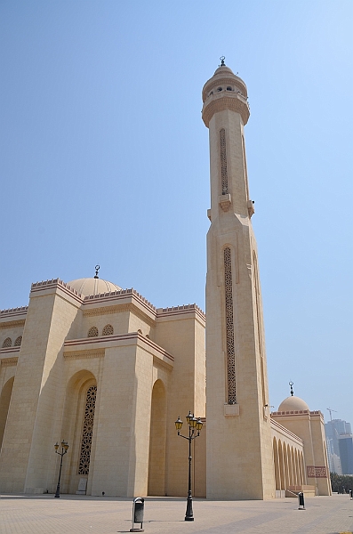 06_Bahrain_Al_Fatih_Mosque.JPG