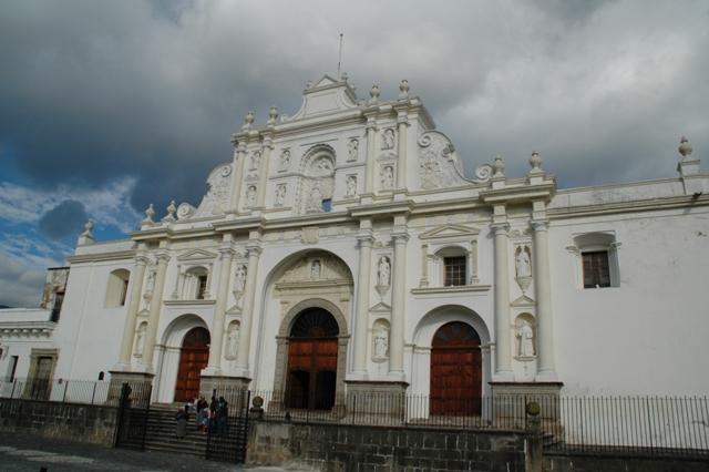 210_Guatemala_Antigua_Catedral.JPG