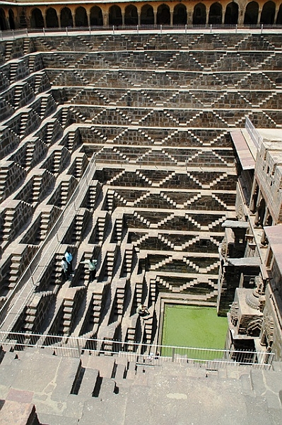 131_India_Abeneri_Chand_Baori.JPG