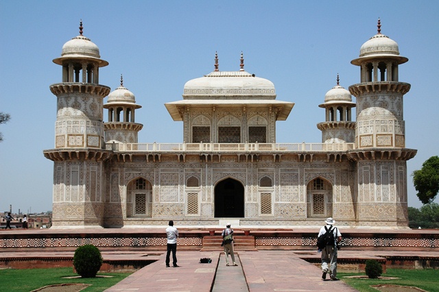 268_India_Baby_Taj.JPG