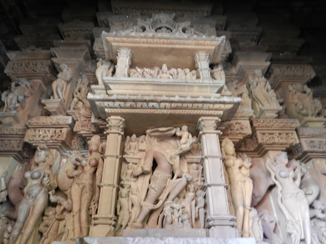429_India_Khajuraho_Western_Temples.JPG - 
