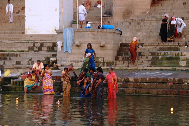 544_India_Varanasi.JPG