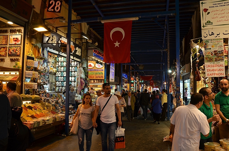 207_Istanbul_Spice_Bazaar.JPG