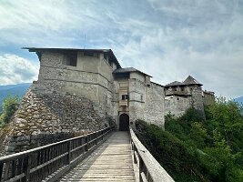 002_Italien_Suedtirol_Dolomiten_Burg_Rodenegg