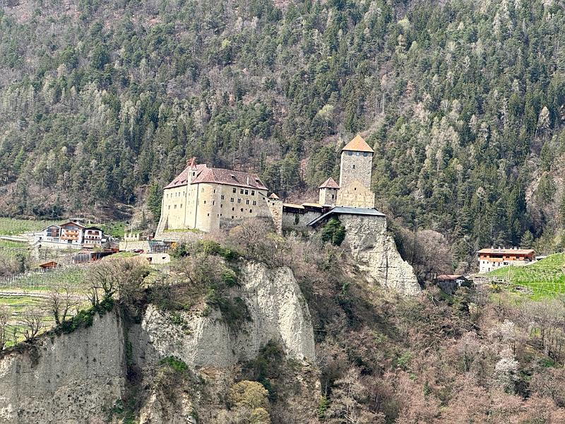 058_Italy_Dorf_Tirol.JPG