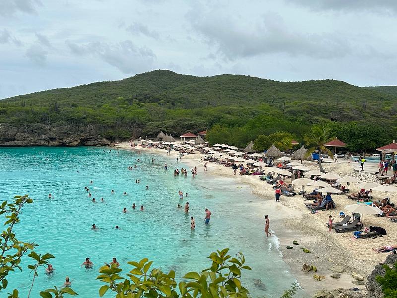 123_Curacao_Playa_Kenepa_Grandi.JPG