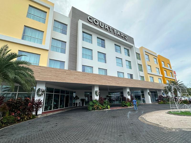 158_Curacao_Courtyard.JPG