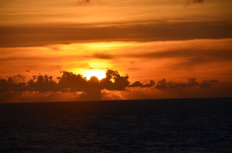 002_Papua_New_Guinea_Sunset.JPG