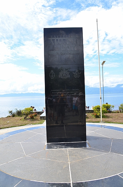 012_Papua_New_Guinea_Alotau_WWII_Memorial.JPG