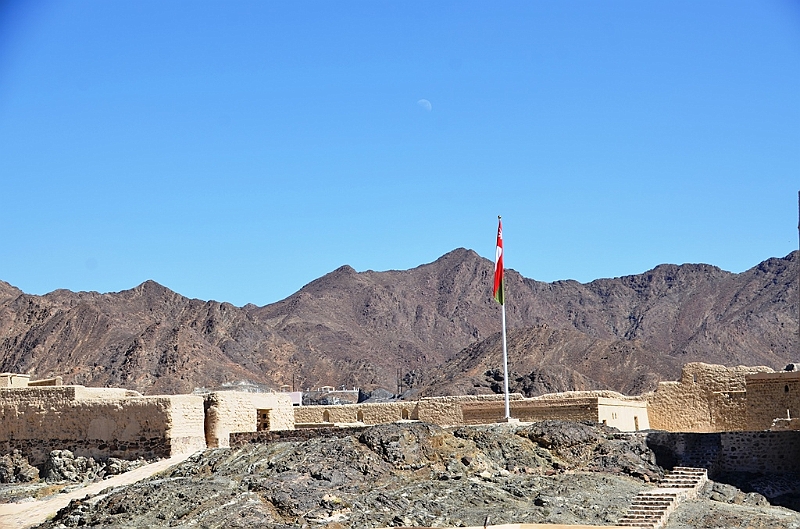 201_Oman_Bahla_Fort.JPG