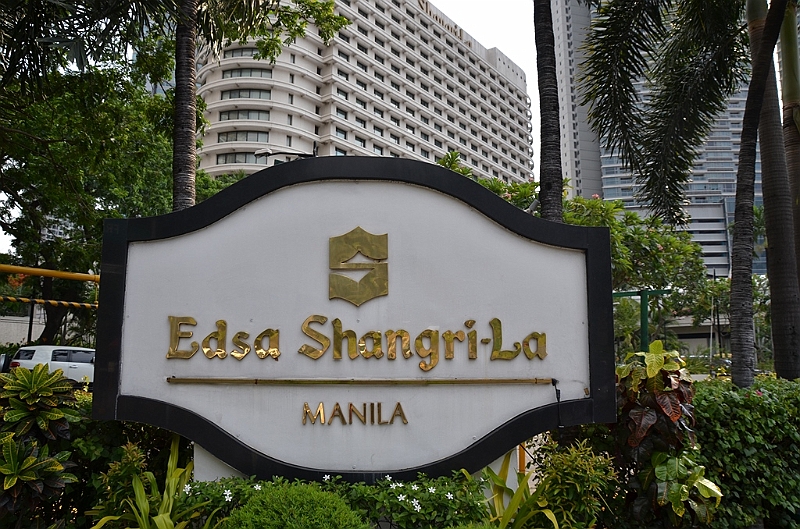 002_Philippines_Manila_Edsa_Shangri_La.JPG