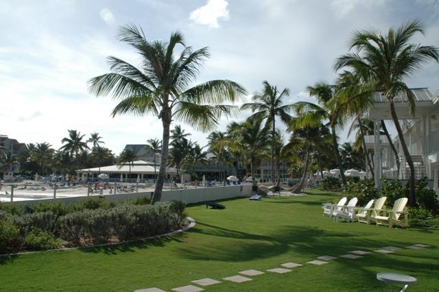 050_USA_Key_West_Hotel_Southernmost_on_the_Beach.JPG