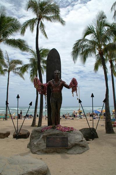 39_USA_Hawaii_Oahu_Honolulu_Waikiki_Duke_Kahanamoku_Statue.JPG