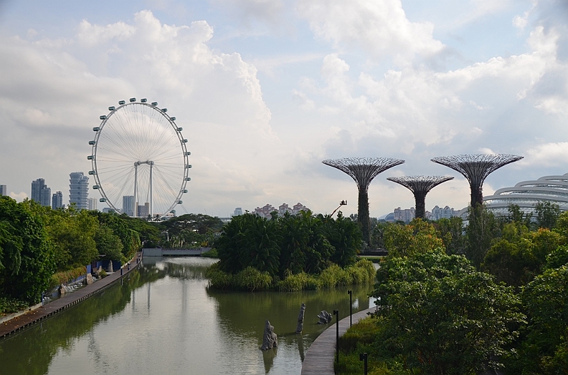 024_Singapore_Gardens_by_the_Bay.JPG