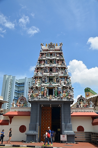 116_Singapore_Sri_Mariamman_Temple.JPG