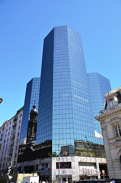 070_Chile_Santiago_Plaza_de_Armas.JPG