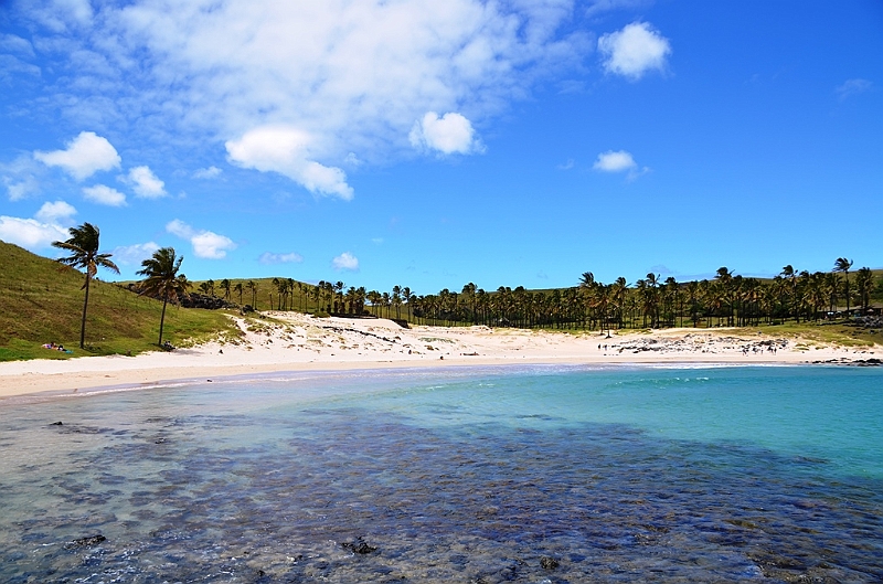 086_Chile_Easter_Island_Anakena.JPG
