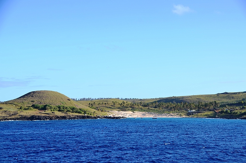 088_Chile_Easter_Island_Anakena.JPG