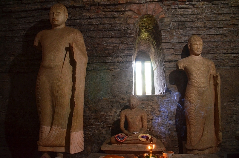 168_Sri_Lanka_Polonnaruwa.JPG