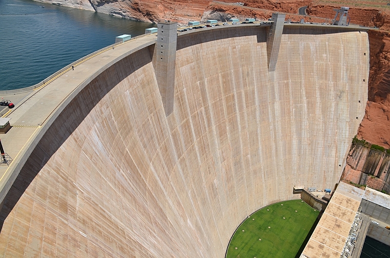 434_USA_Lake_Powell_Glen_Canyon_Dam.JPG